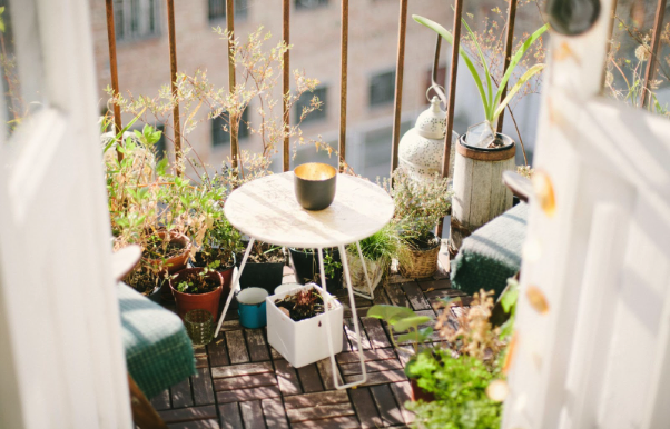 How should you design your balcony?