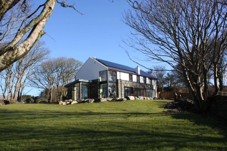 Single-Family Homes, New Build, Renovation