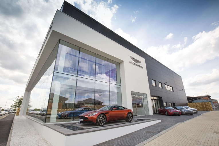Retail, New Build, Renovation