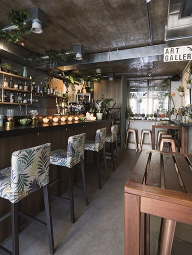 Hotels / Restaurants, Interior Architecture & Design, Renovation