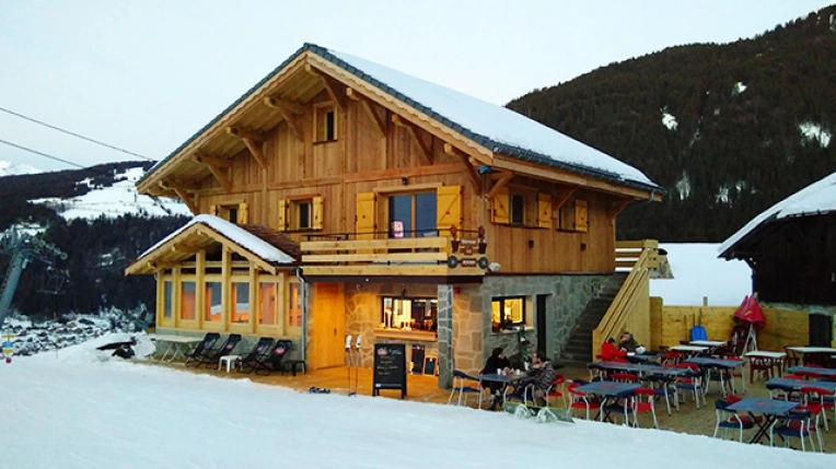 Restoration, Patios & Terraces, Hotels / Restaurants, Renovation, Classic