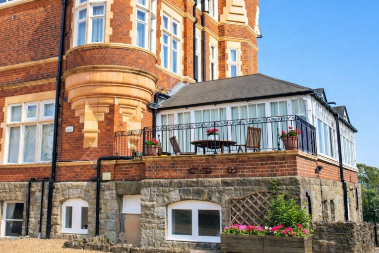 Historical / Listed Buildings, Renovation, Design / Plans, Planning permission application, Construction Management, Consulting