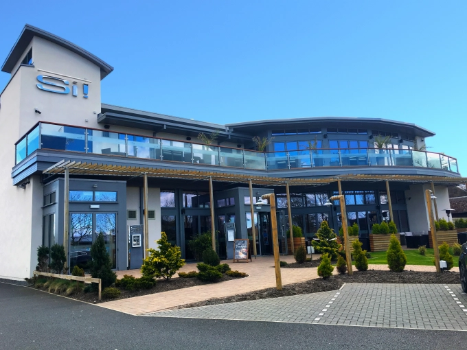 Hotels / Restaurants, New Build, Design / Plans, Construction Management